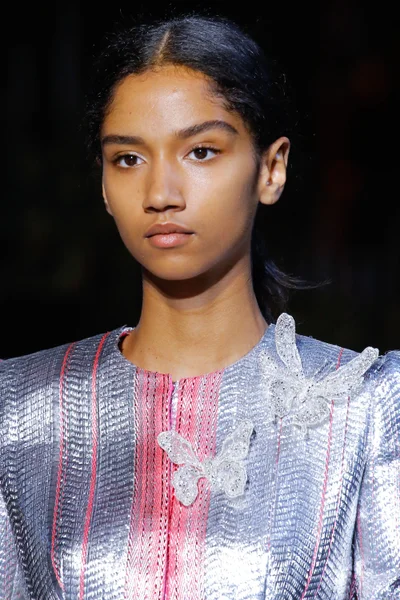 Look 61